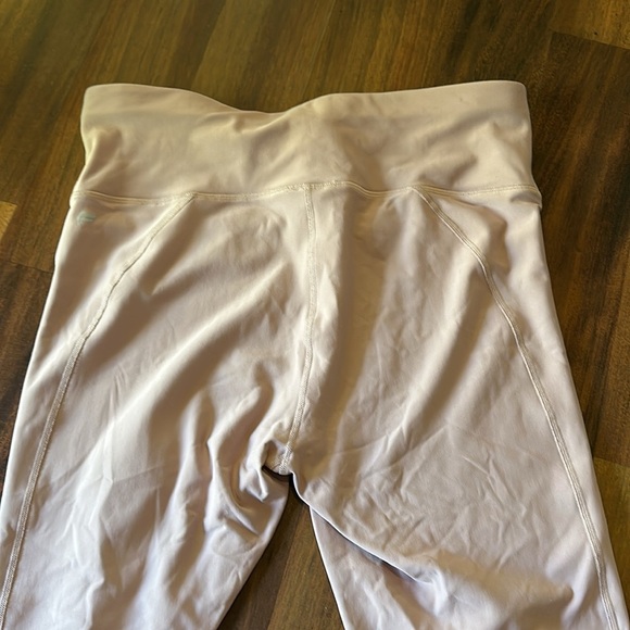 Fabletics Active Light Mauve Pink Compression Full Length Leggings Size XL - Picture 4 of 13